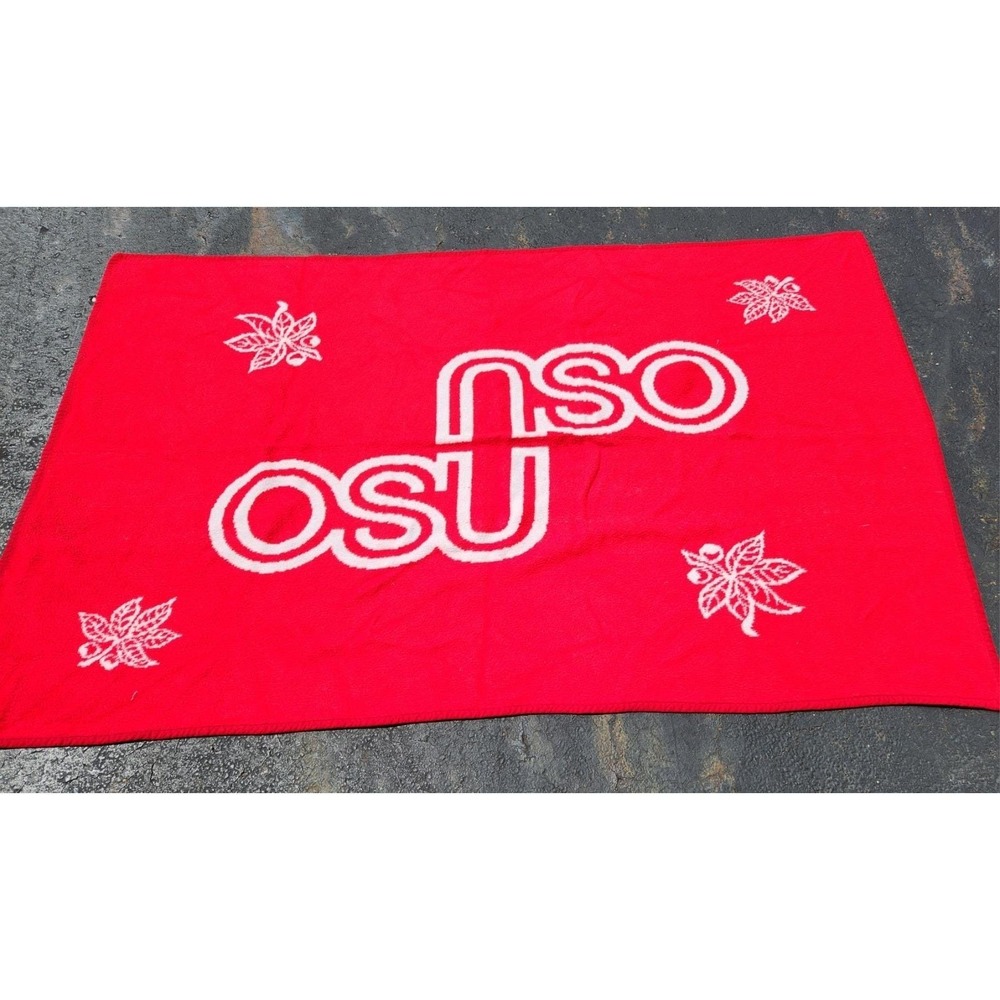 Vintage 90s Logo OSU Fleece Blanket Throw Ohio State University Buckeyes Leaf
